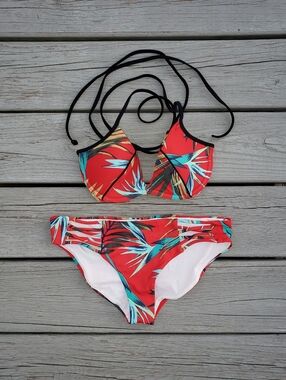 PINK Victoria's Secret Vibrant Red Tropical Floral Bikini Set - Small
